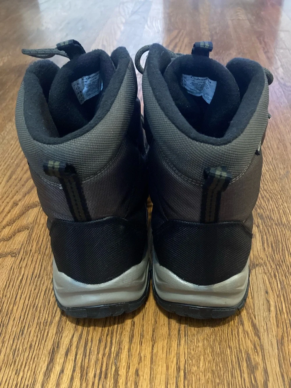 Columbia campfire waterproof